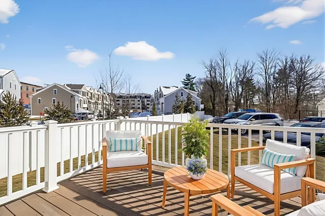 $699,900 | 865 Washington Street, Unit 6, Canton, MA 02021