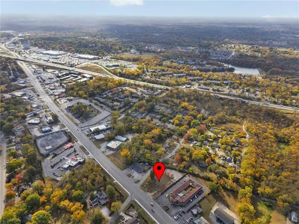 $240,000 | 10305 East Us 40 Highway, Independence, MO 64055
