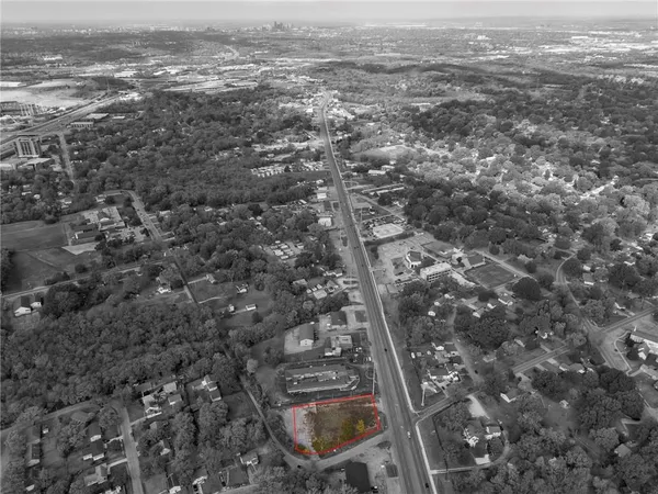 $240,000 | 10305 East Us 40 Highway, Independence, MO 64055