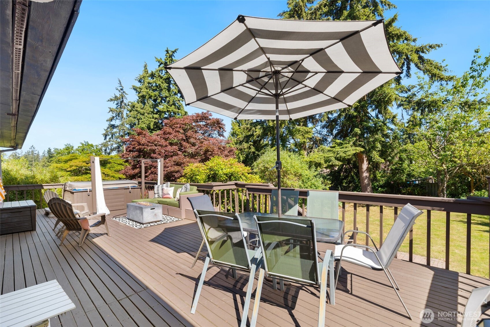 8707 Maple Lane Edmonds, WA 98026 - Photo 29 of 37