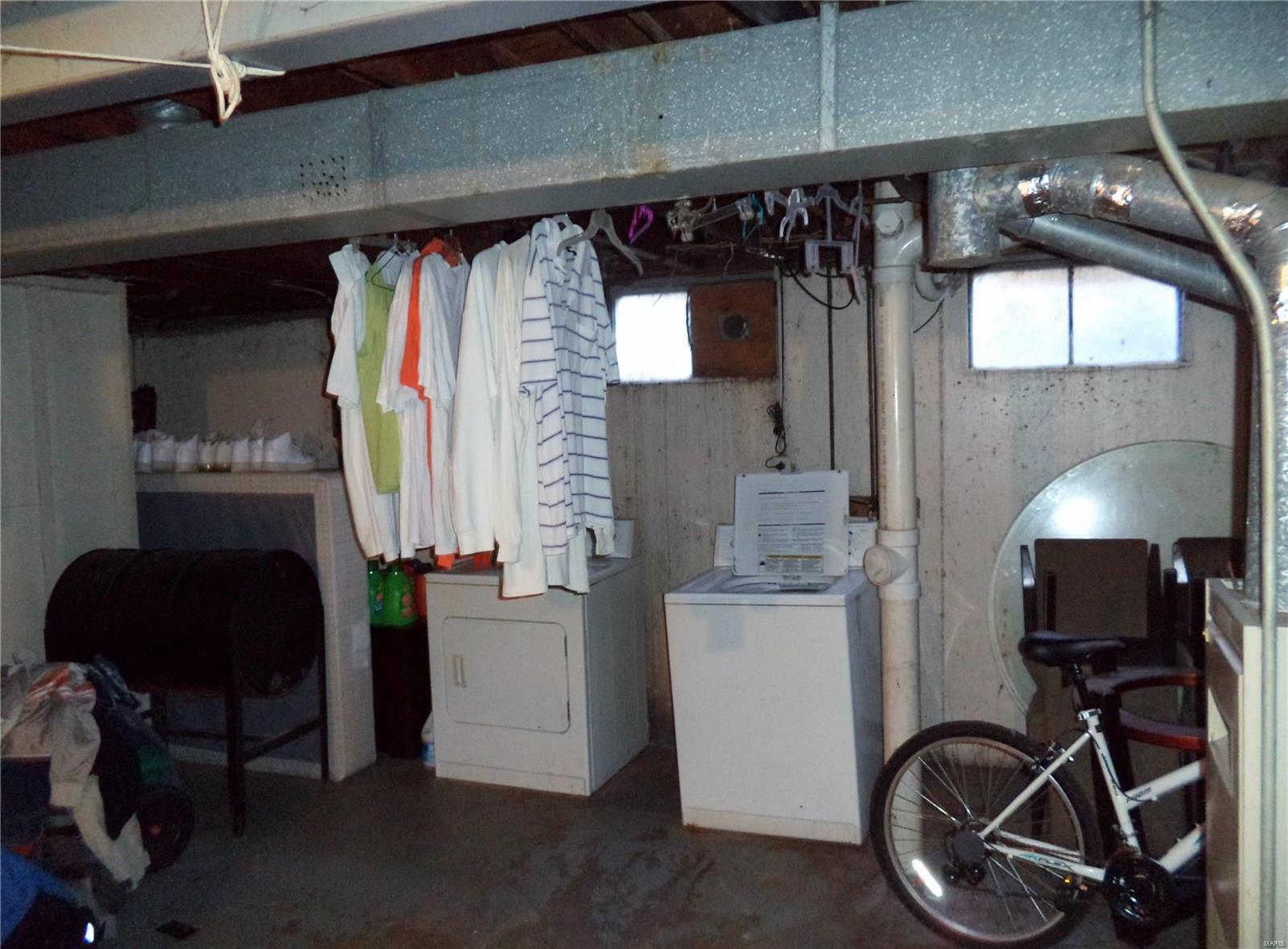 931 Raford Court St. Louis, MO 63137 - Photo 15 of 40 Gallery Image 15