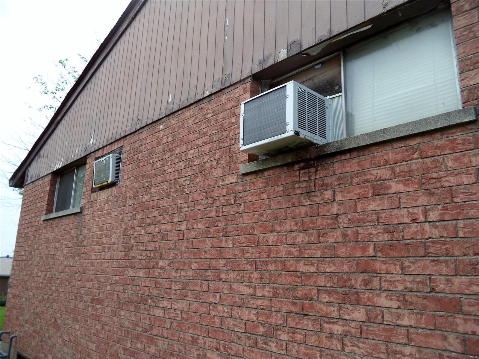 931 Raford Court St. Louis, MO 63137 - Photo 18 of 40 Gallery Image 18