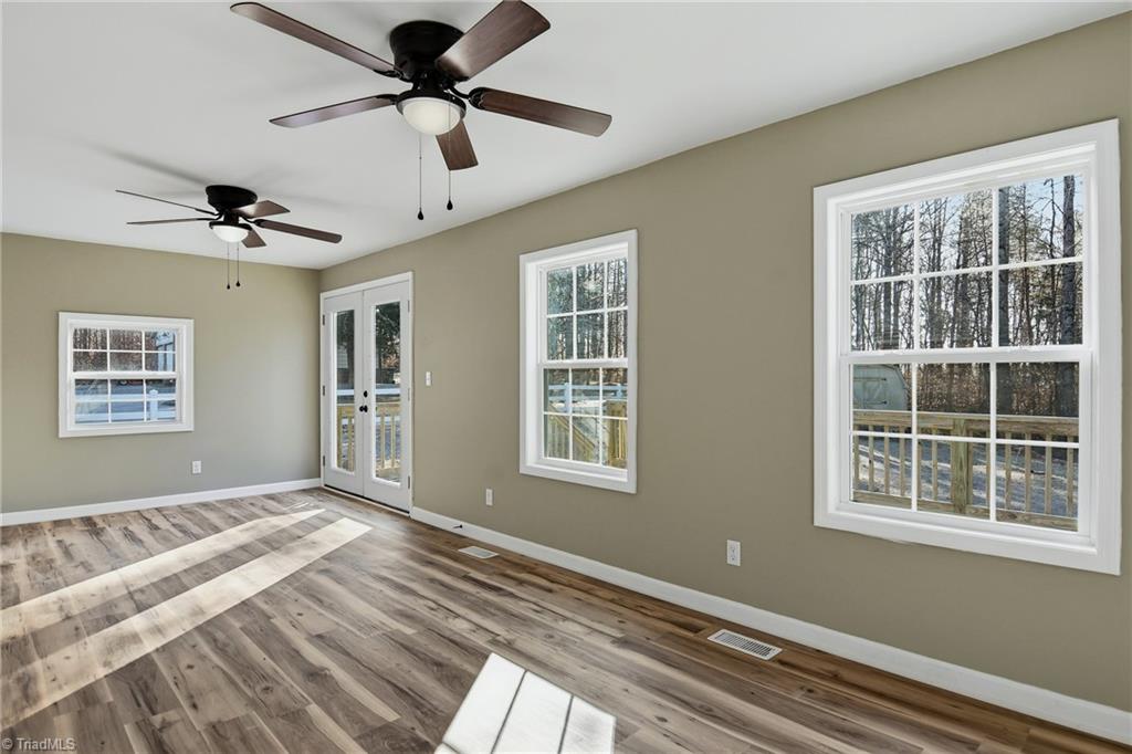5127 Sylvan Trail Trinity, NC 27370 - Photo 16 of 31 Sunroom