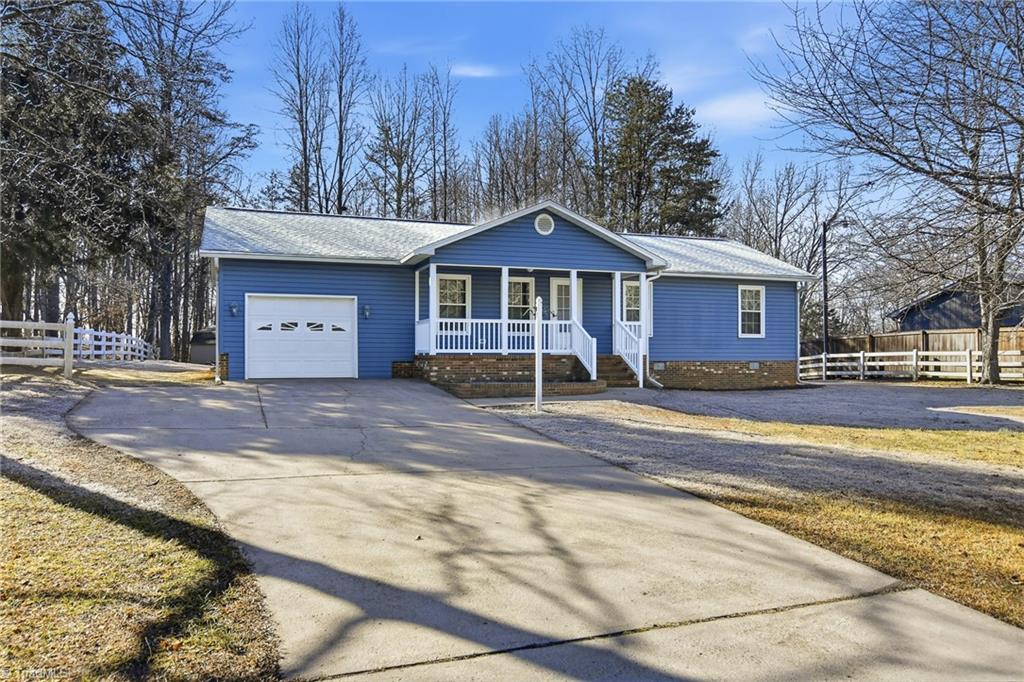 5127 Sylvan Trail Trinity, NC 27370 - Photo 2 of 31