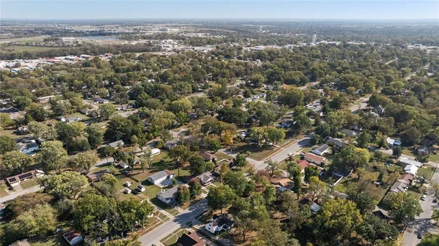 $205,000 | 1109 North Washington Street, Nevada, MO 64772