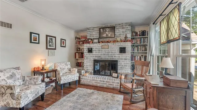 $205,000 | 1109 North Washington Street, Nevada, MO 64772