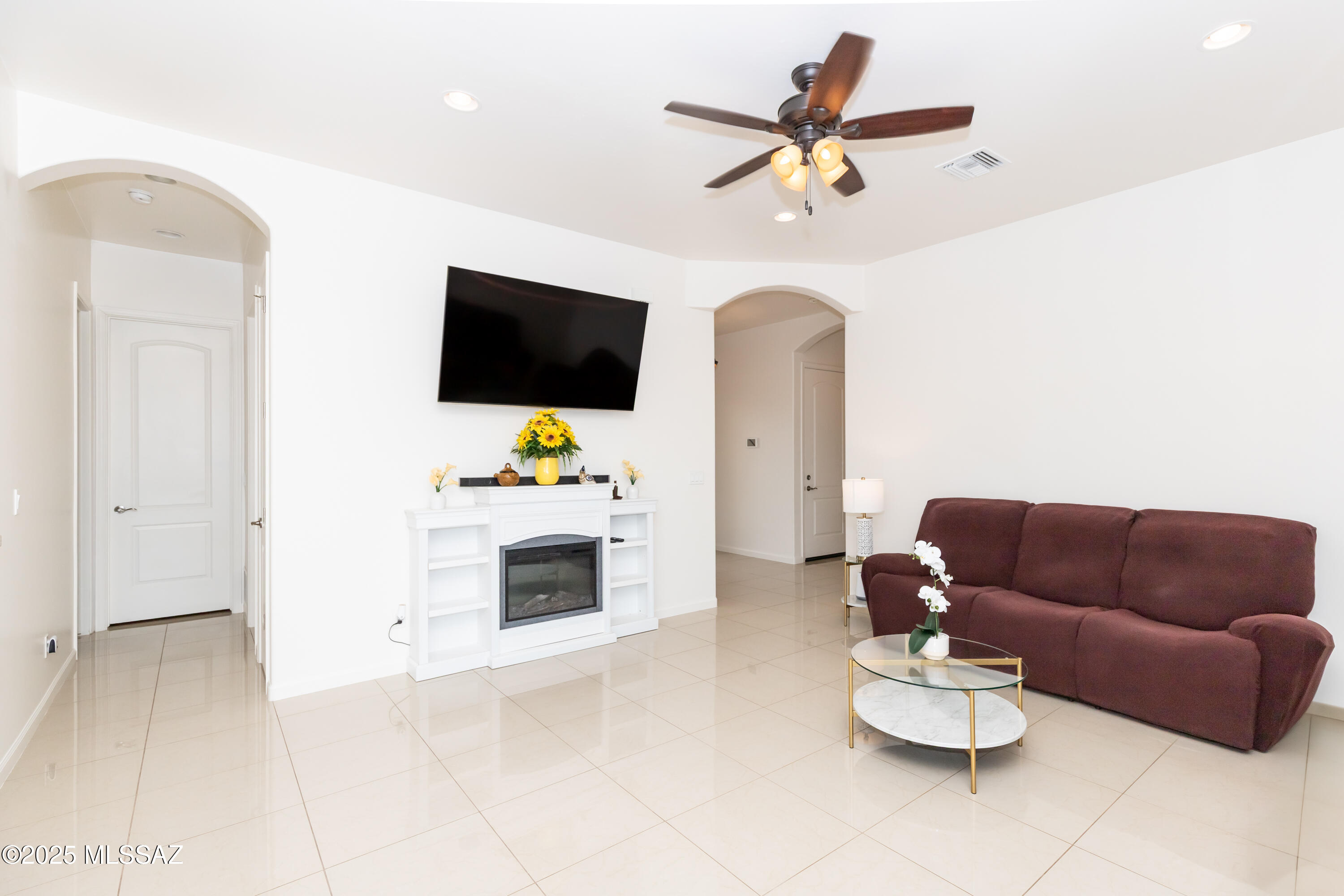 1049 Cocula Court Rio Rico, AZ 85648 - Photo 7 of 42