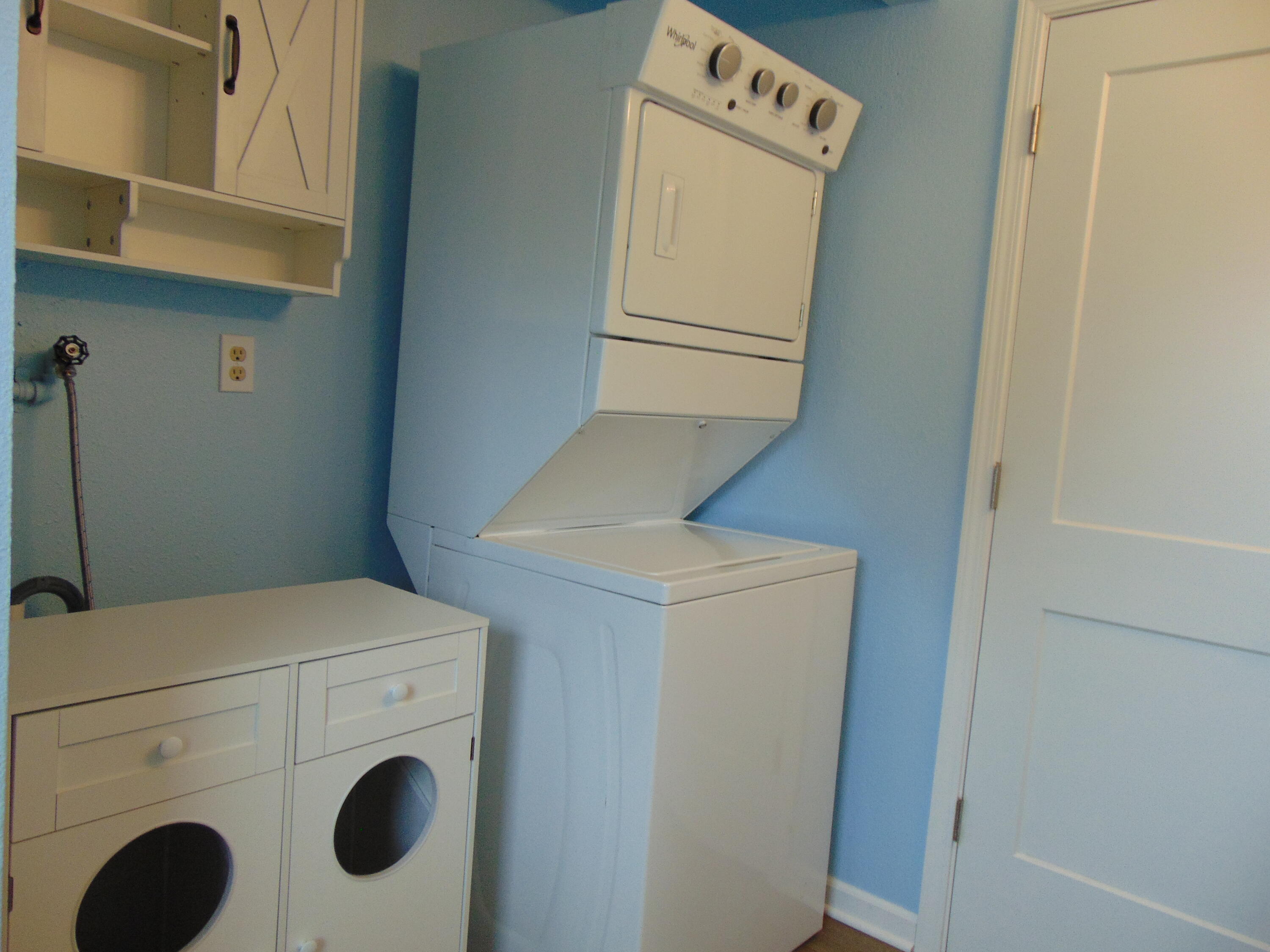 517 Maple Street Mukwonago, WI 53149 - Photo 14 of 30 Laundry Combo Bathroom