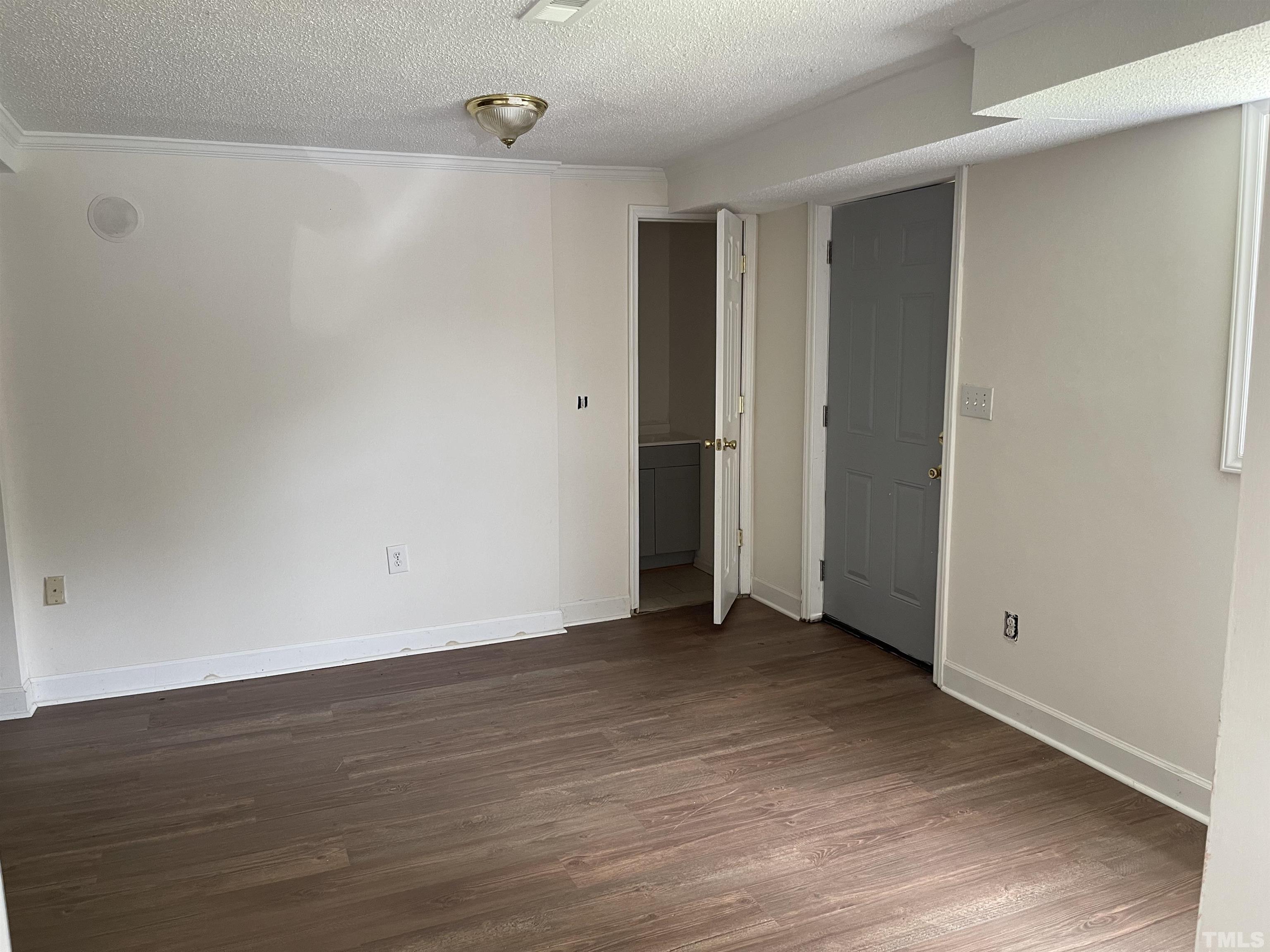359 Holt Road Graham, NC 27253 - Photo 5 of 12 Gallery Image 5