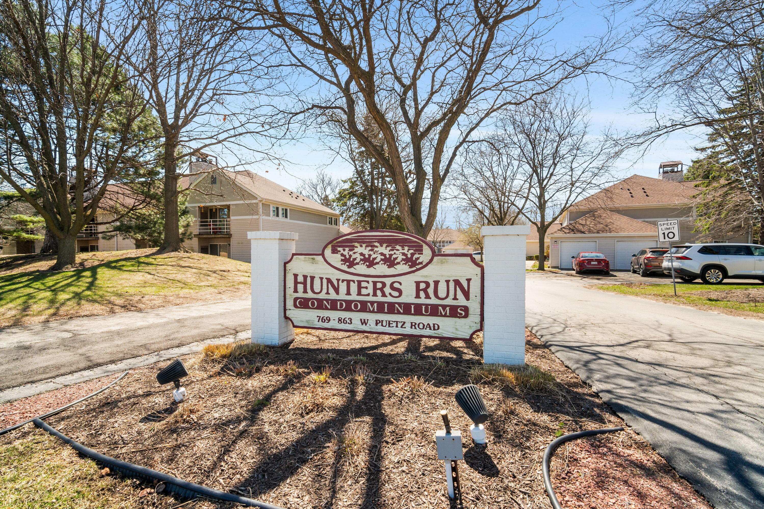 863 West Puetz Road Oak Creek, WI 53154 - Photo 17 of 18 Hunters Run - Great Oak Creek Location