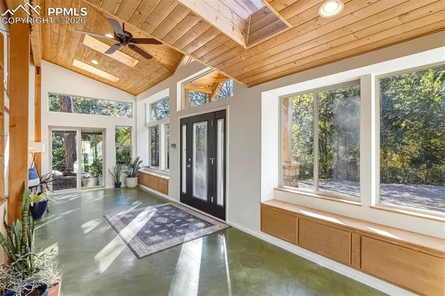 a view of an entryway