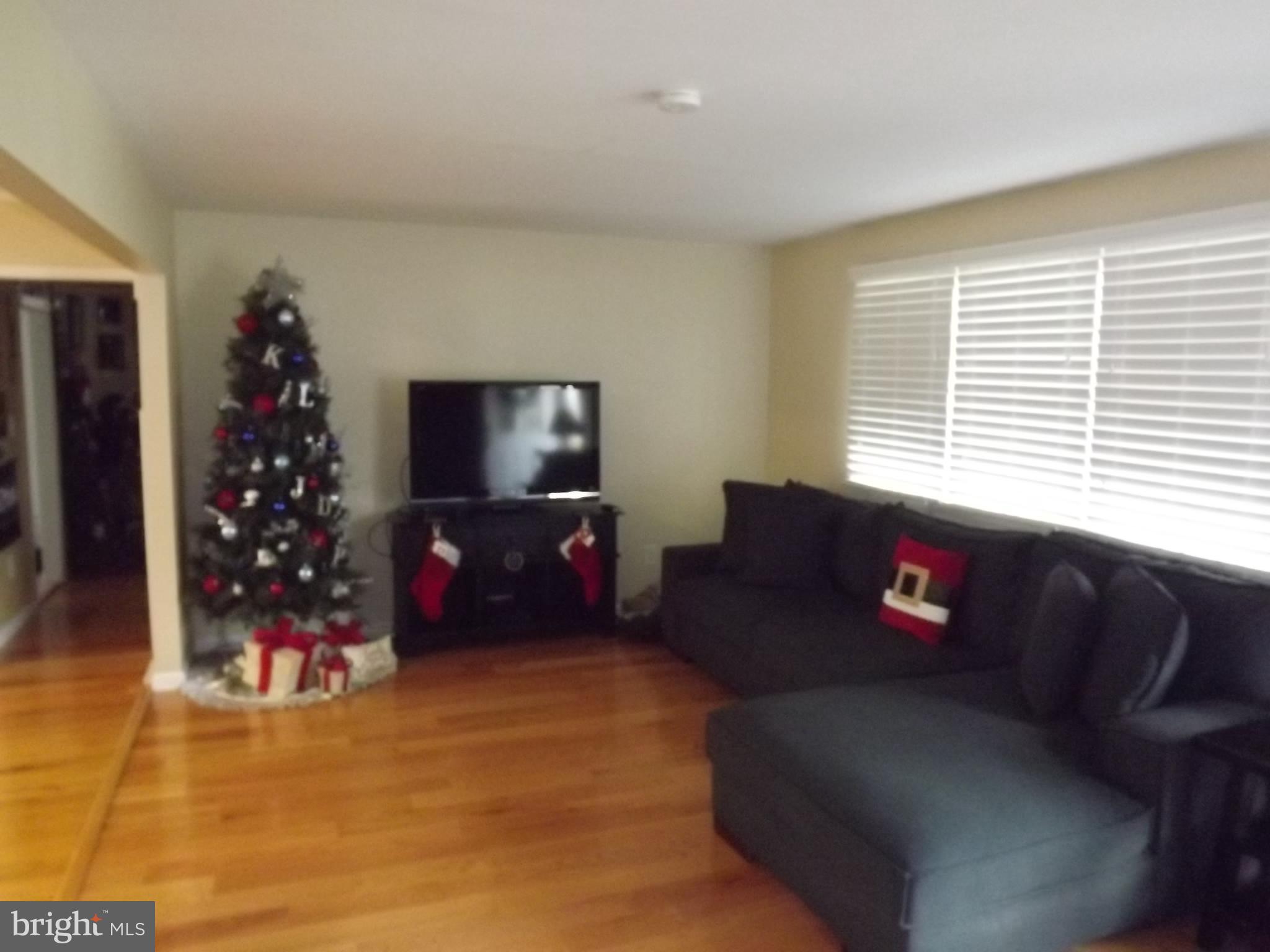 133 Georgia Road Pennsville, NJ 08070 - Photo 6 of 25 Gallery Image 6