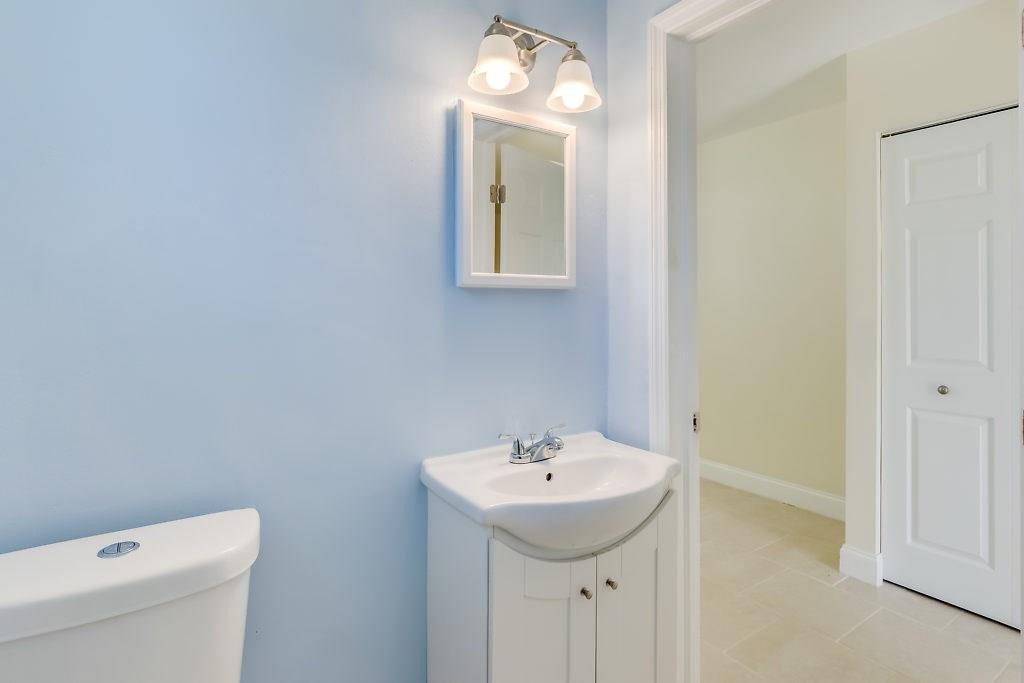 541 Beech Road West Palm Beach, FL 33409 - Photo 18 of 35 Photo 18