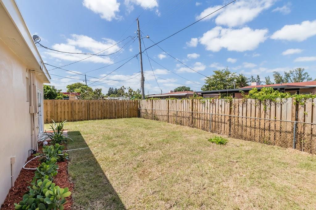 541 Beech Road West Palm Beach, FL 33409 - Photo 29 of 35 Photo 29