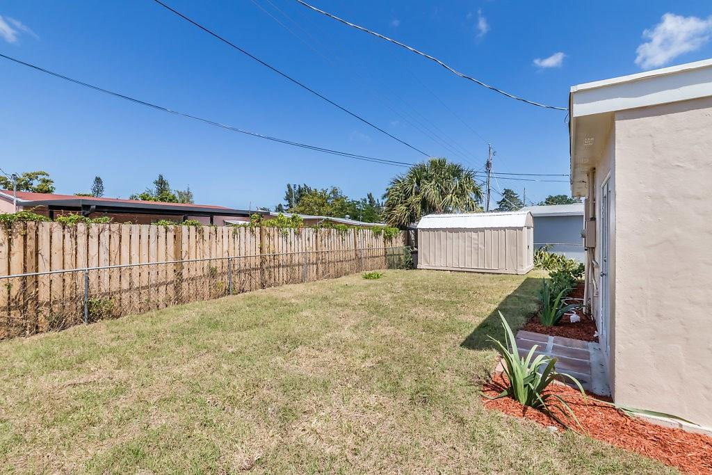 541 Beech Road West Palm Beach, FL 33409 - Photo 30 of 35 Photo 30