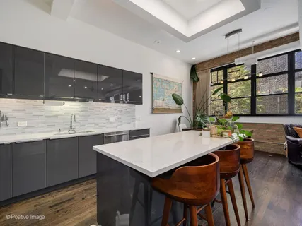 $999,000 | 1201 West Wrightwood Avenue, Unit 7, Chicago, IL 60614