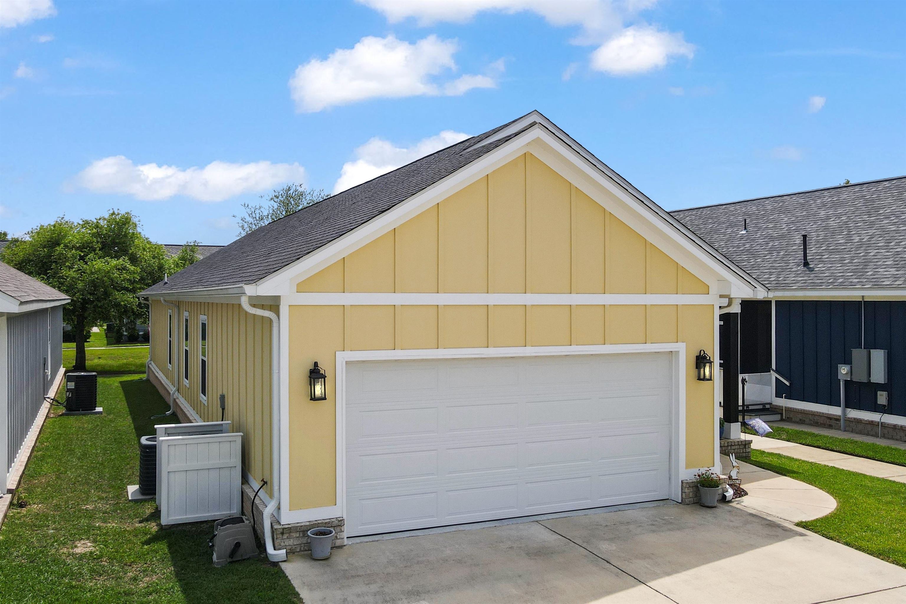 1124 Pink Poppy Lane Foley, AL 36535 - Photo 2 of 44 Front of House
