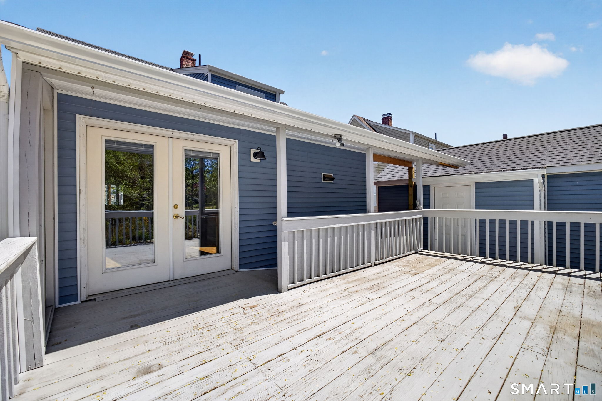 19 High Street Groton, CT 06340 - Photo 32 of 38 a view of a house