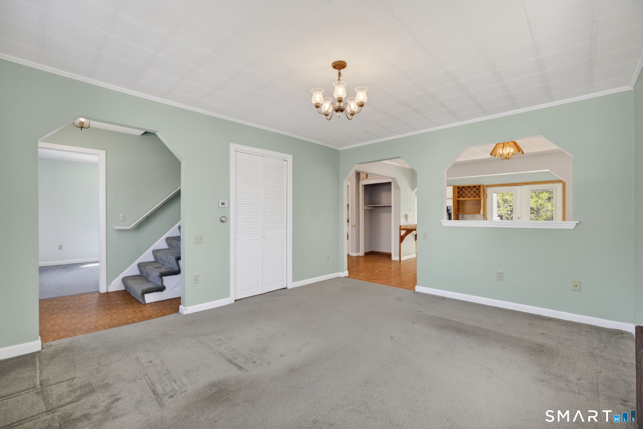 19 High Street Groton, CT 06340 - Photo 5 of 38 a view of an empty room with workspace