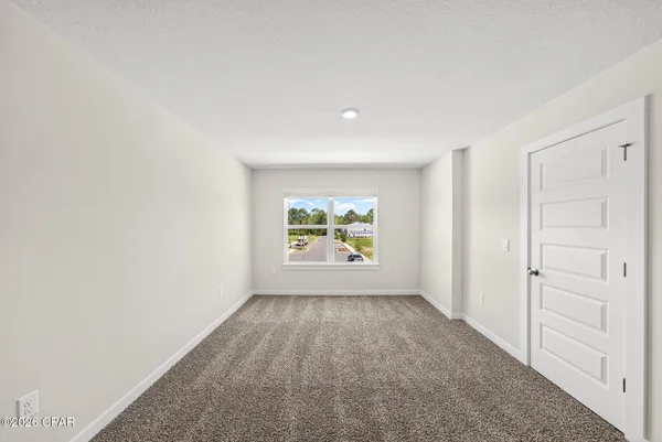 $2,300 | 41 South Main Deck Drive, Freeport, FL 32439