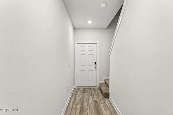 $2,300 | 41 South Main Deck Drive, Freeport, FL 32439