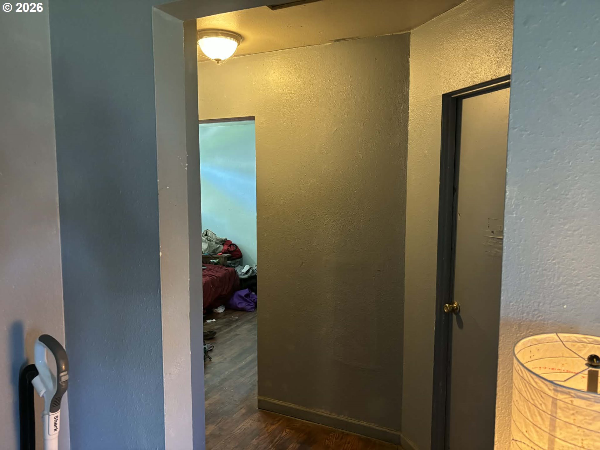 286 26th Avenue Longview, WA 98632 - Photo 8 of 16 a view of a bathroom from a hallway