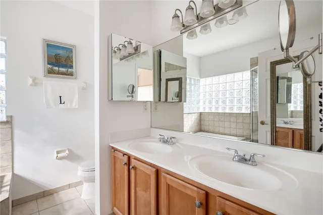 $299,000 | 524 7th Square Southwest, Unit 201, Vero Beach, FL 32962