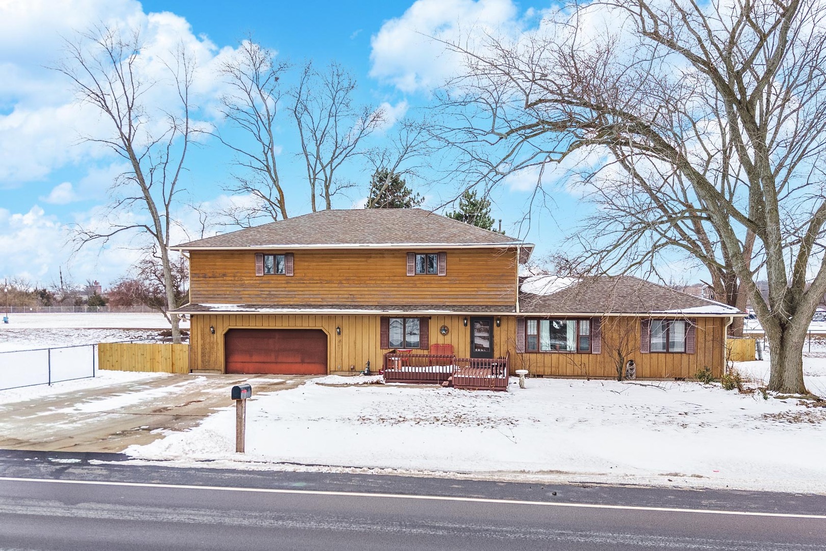 1202 4h Park Road Pontiac, IL 61764 - Photo 1 of 51