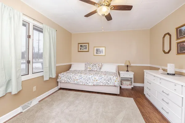 $235,000 | 1202 4h Park Road, Pontiac, IL 61764