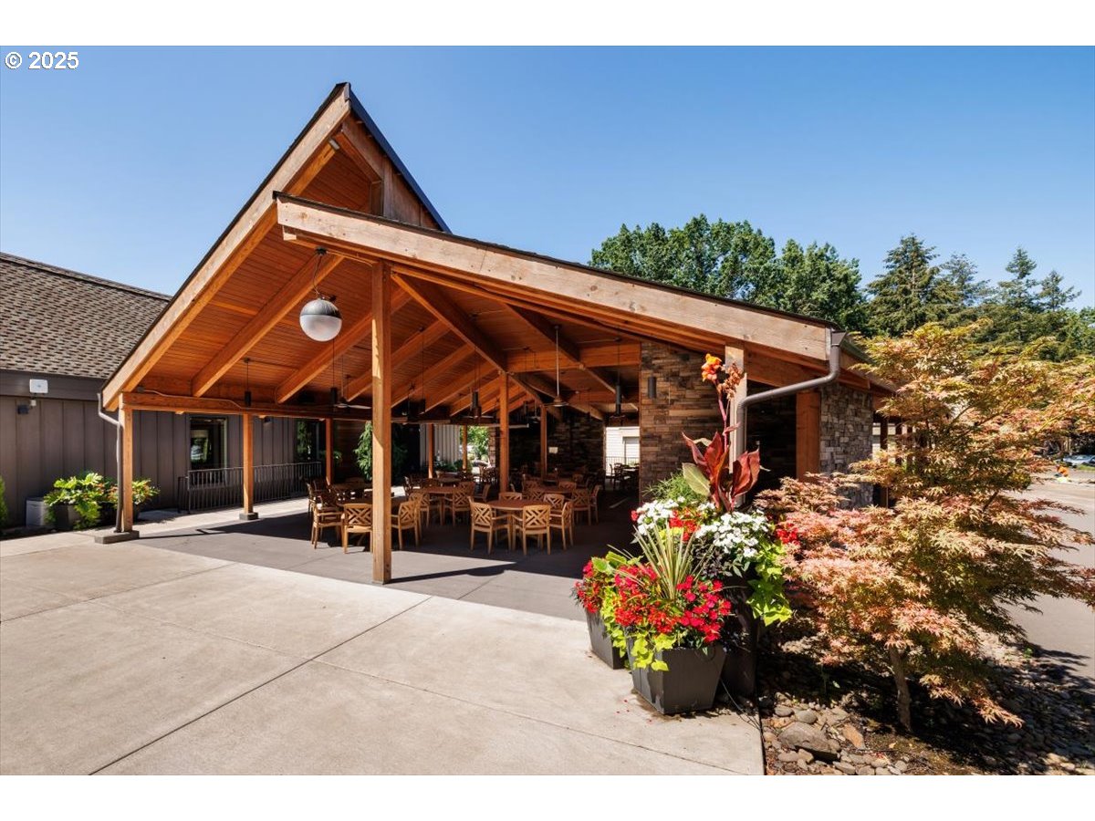 7463 Southwest Lakeside Loop Wilsonville, OR 97070 - Photo 40 of 48 Gallery Image 40