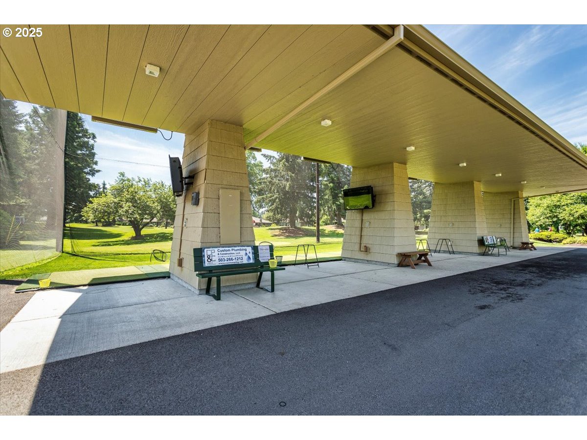 7463 Southwest Lakeside Loop Wilsonville, OR 97070 - Photo 45 of 48 Gallery Image 45