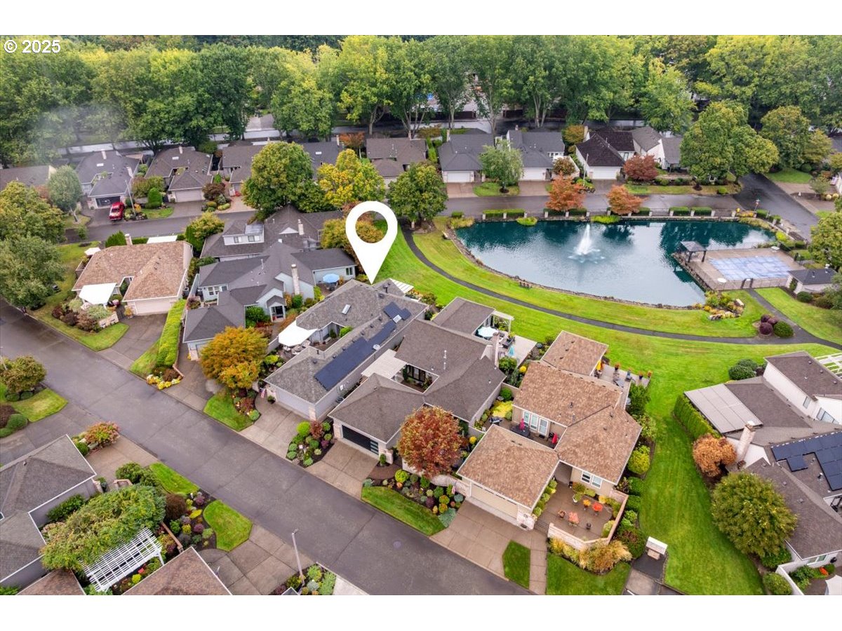7463 Southwest Lakeside Loop Wilsonville, OR 97070 - Photo 47 of 48 Gallery Image 47