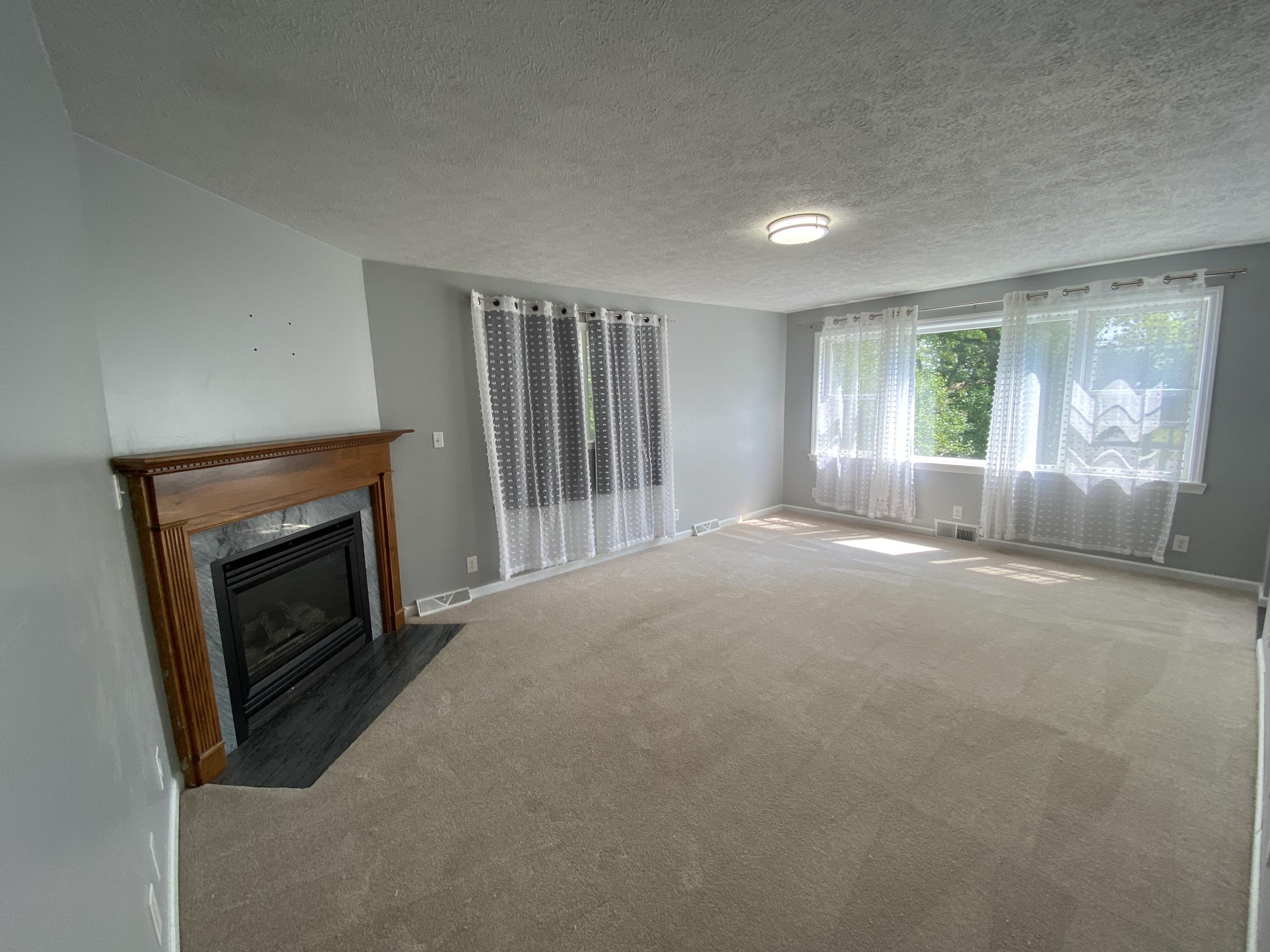 7540 Jericho Road Bridgman, MI 49106 - Photo 11 of 25 IMG_3901
