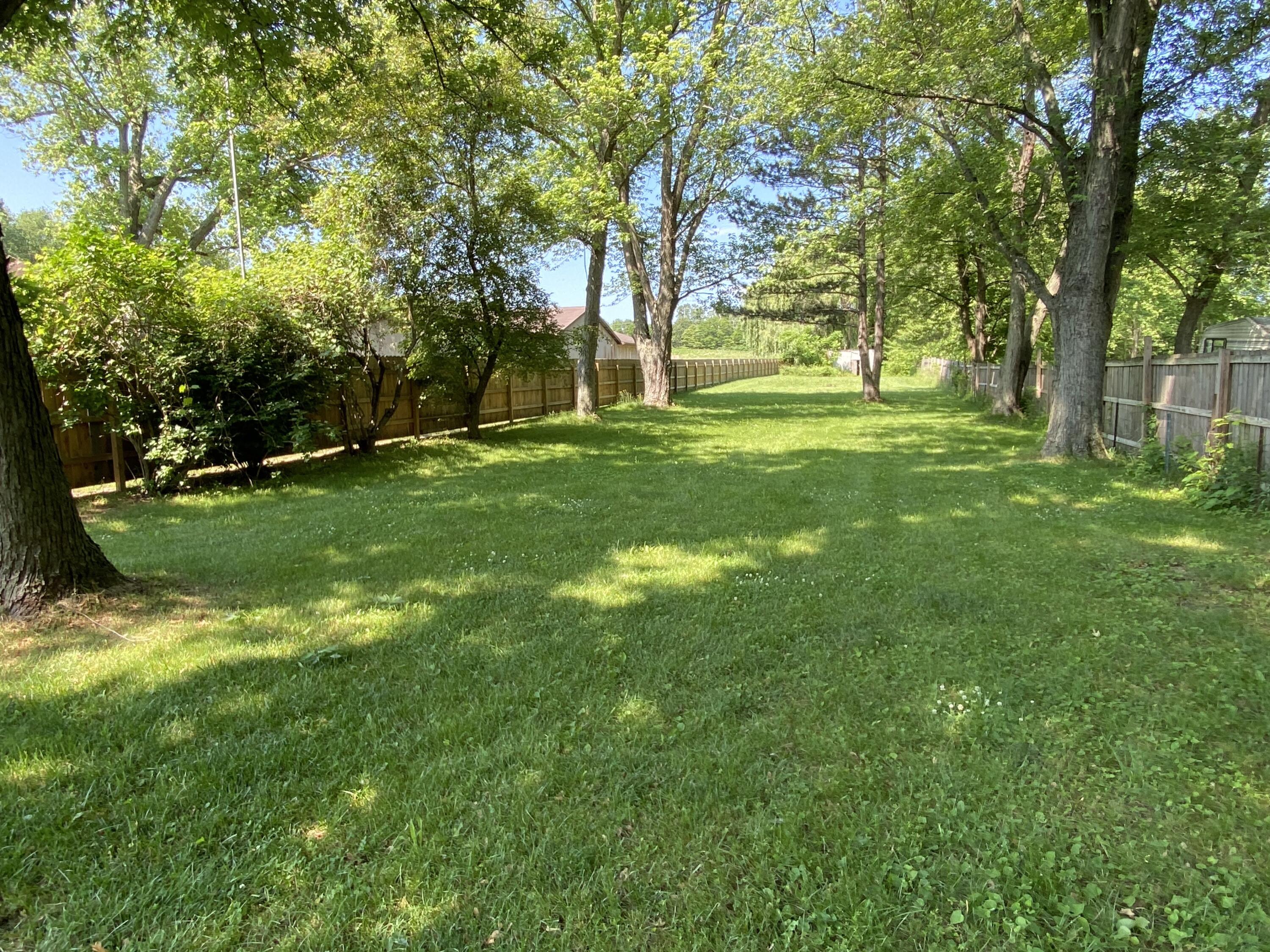 7540 Jericho Road Bridgman, MI 49106 - Photo 5 of 25 IMG_3894