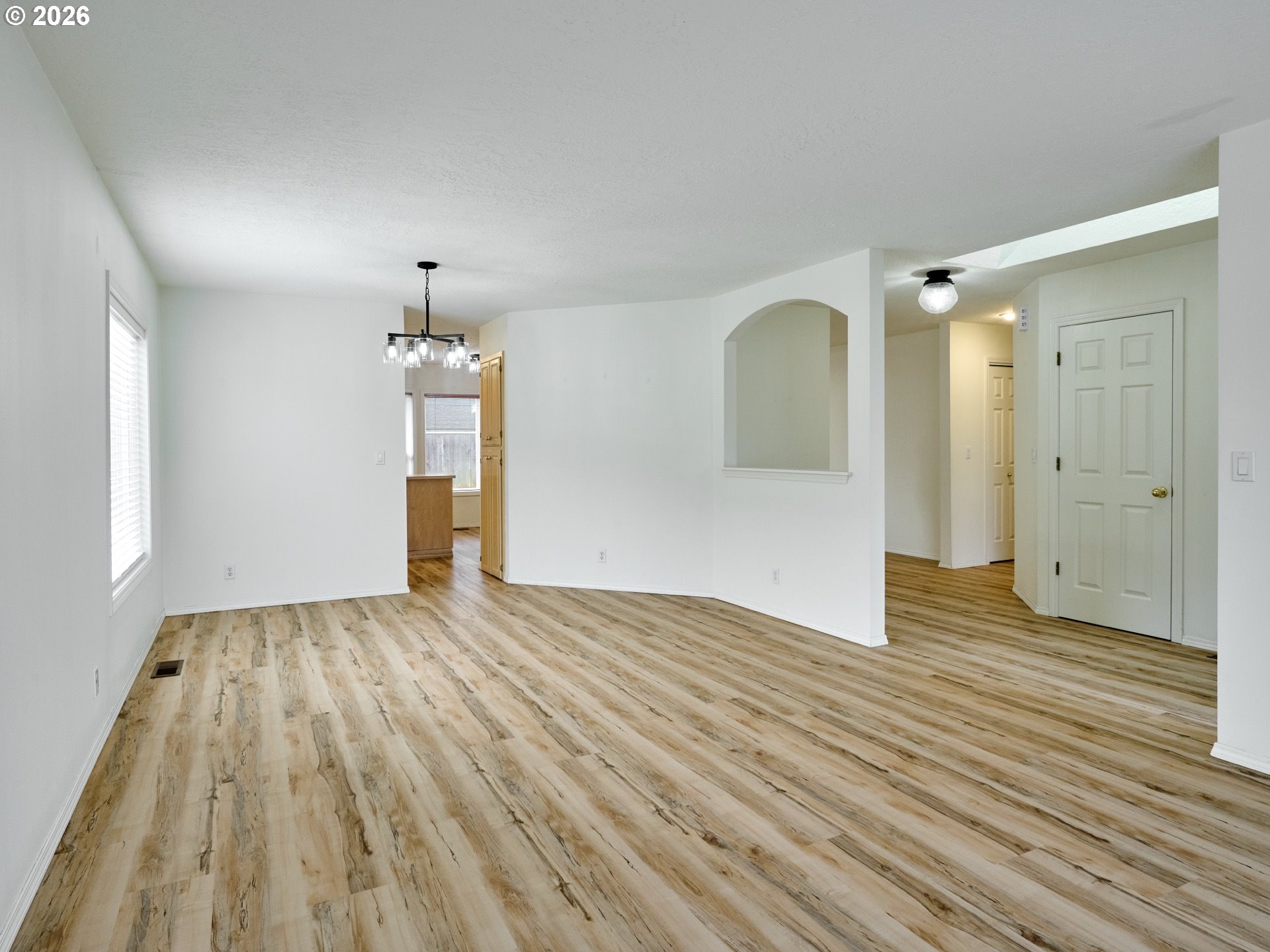 1120 Ridgepoint Street Northeast Keizer, OR 97303 - Photo 4 of 42 Gallery Image 4