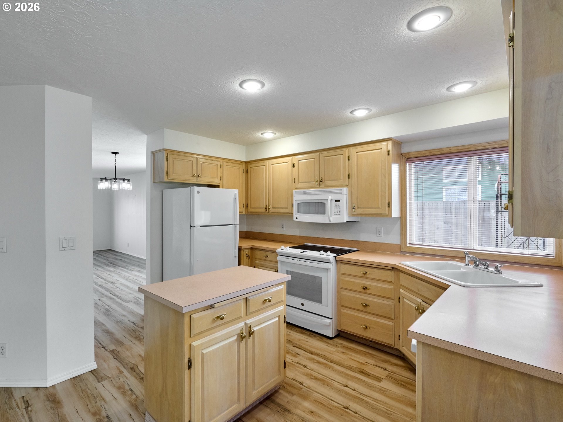 1120 Ridgepoint Street Northeast Keizer, OR 97303 - Photo 7 of 42 Gallery Image 7