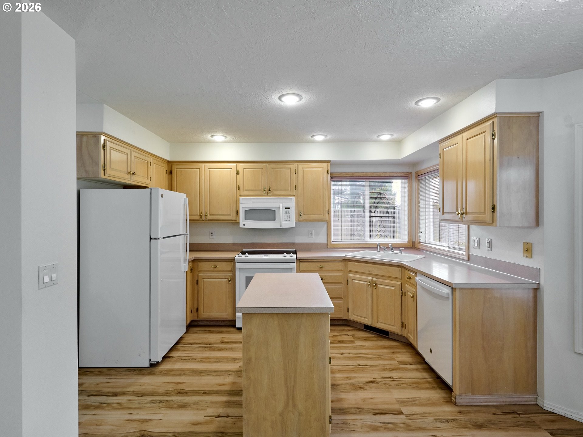 1120 Ridgepoint Street Northeast Keizer, OR 97303 - Photo 8 of 42 Gallery Image 8