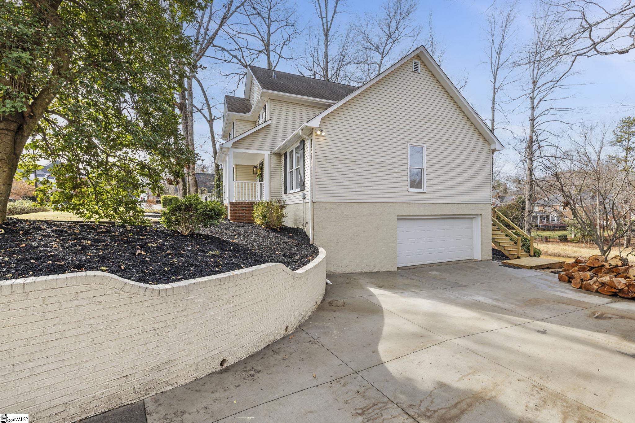 209 Bennington Way Greer, SC 29650 - Photo 32 of 35 Gallery Image 32