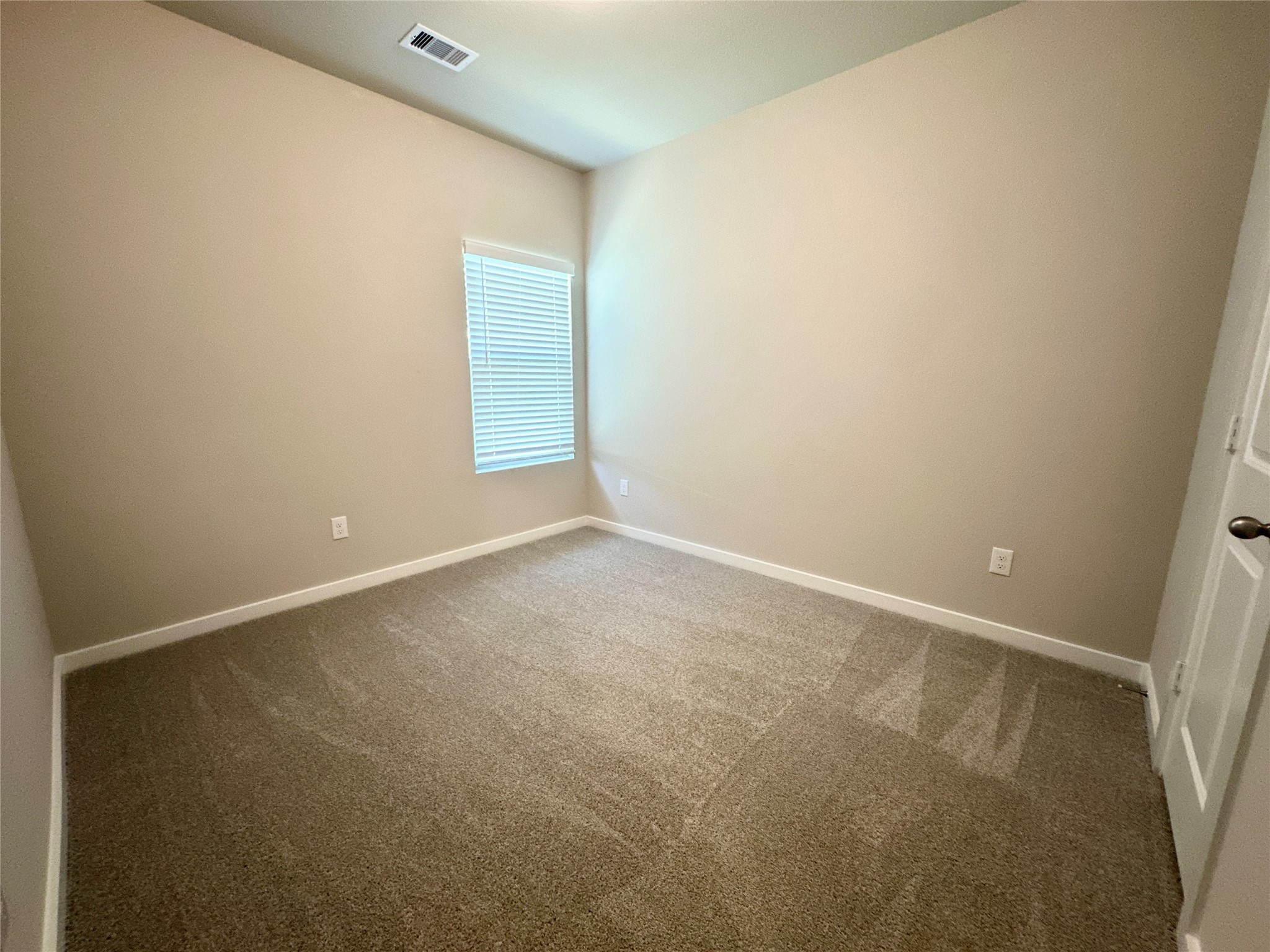 12324 Ridge Top Drive Conroe, TX 77304 - Photo 8 of 25 a view of an empty room