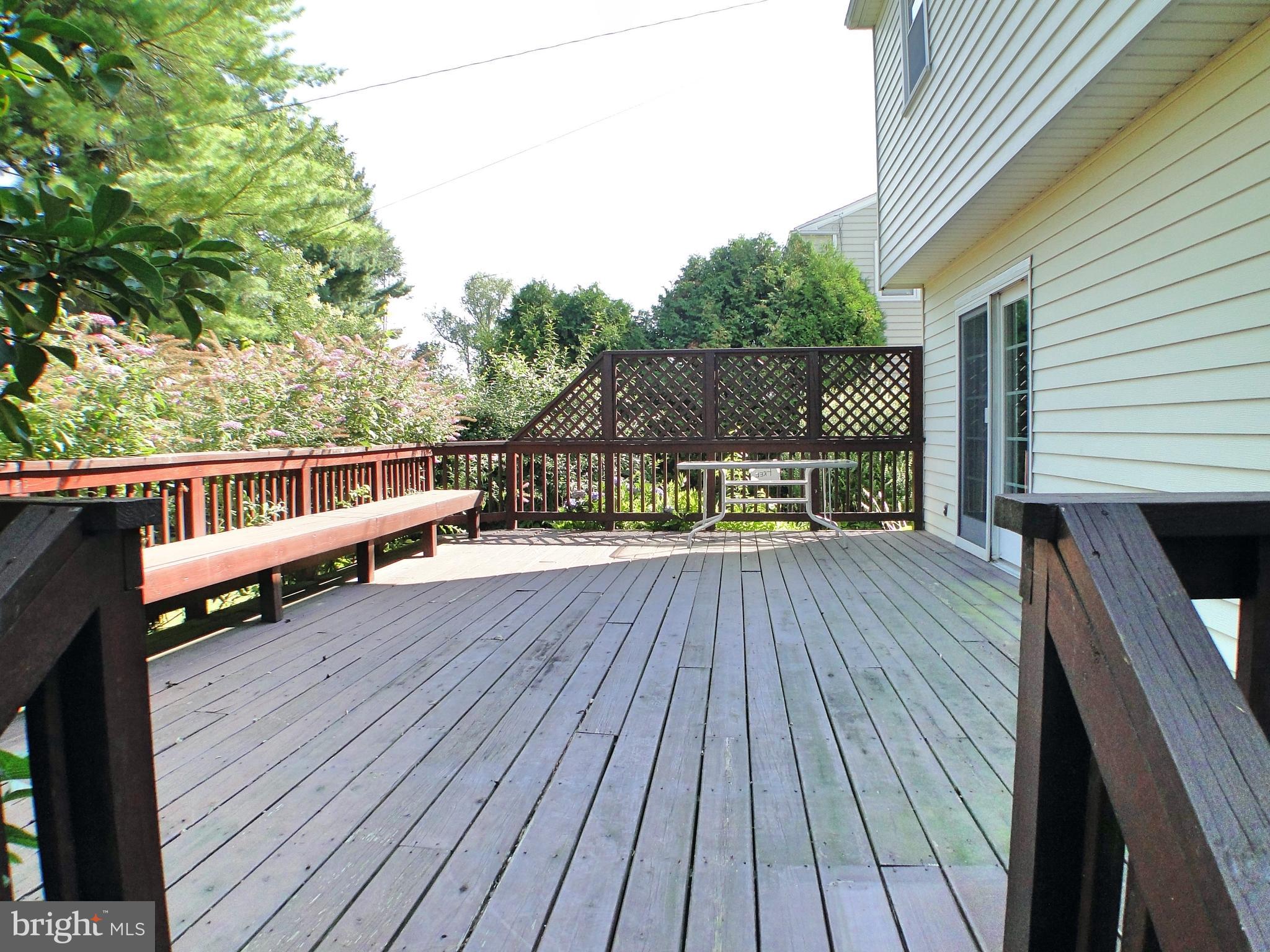 1531 Overhill Road West Chester, PA 19382 - Photo 29 of 36 1531 Overhill Rd West Chester - deck