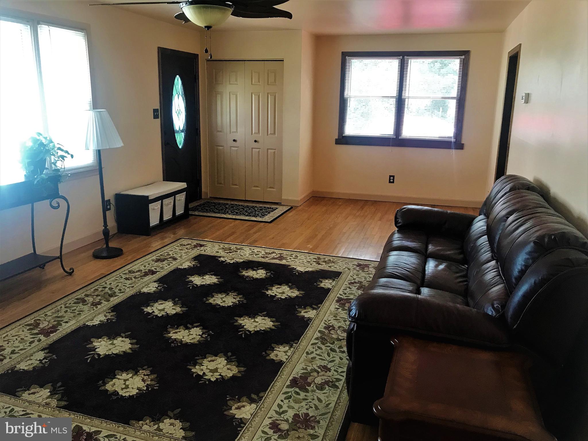 13 Newbrook Road Newark, DE 19711 - Photo 3 of 12 Gallery Image 3