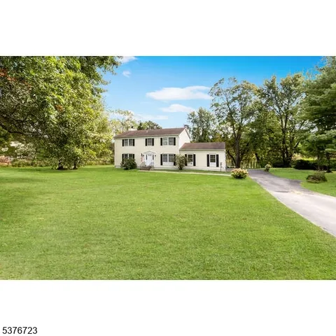 $623,000 | 3 Fieldcrest Drive, Hackettstown, NJ 07840