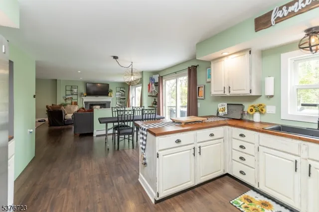 $623,000 | 3 Fieldcrest Drive, Hackettstown, NJ 07840