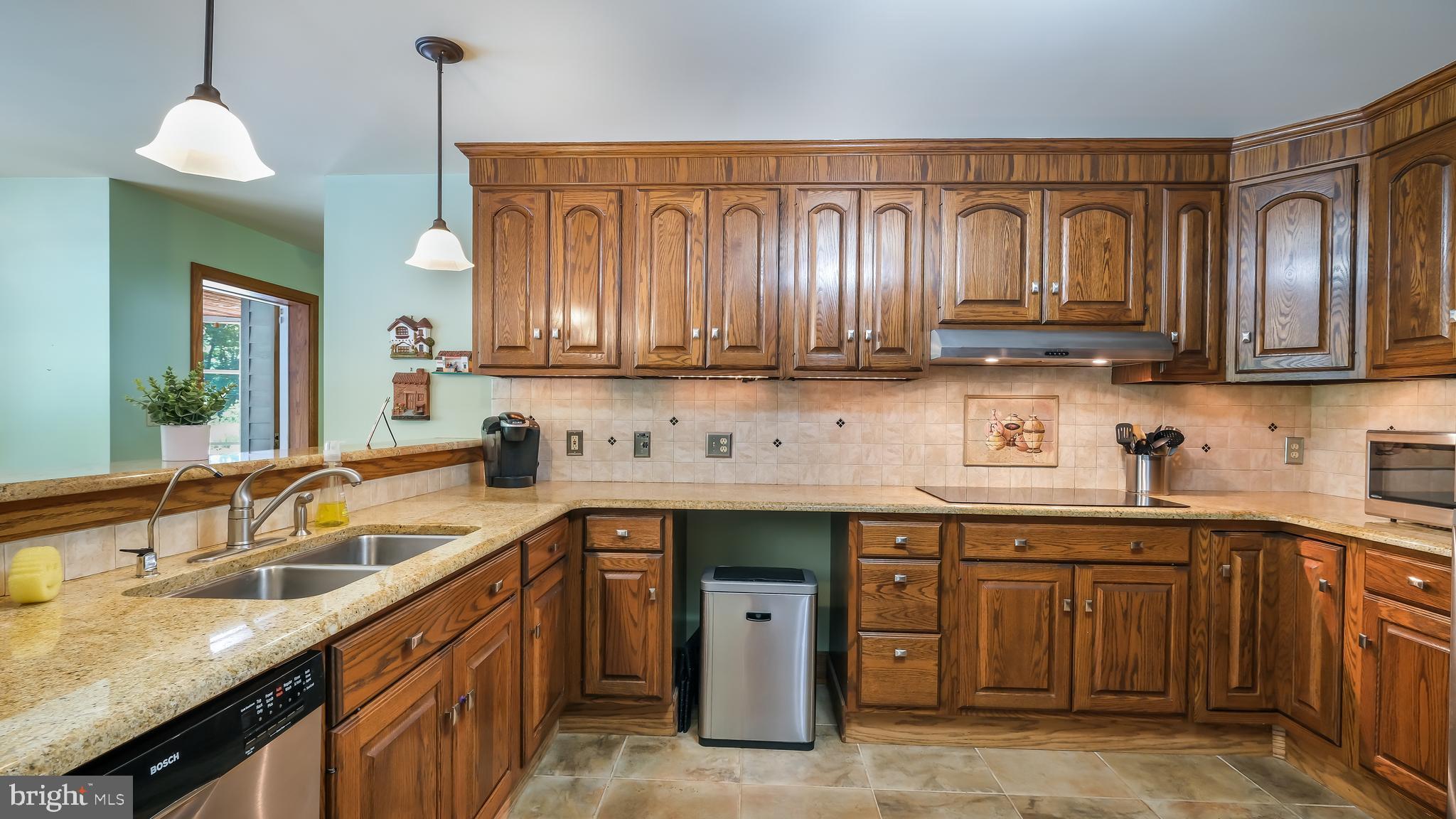 1368 Slotter Road Perkasie, PA 18944 - Photo 12 of 57 tons of cabinits
