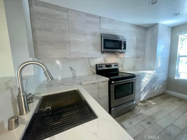 $3,000 | 37 Abbeywood Lane, Aliso Viejo, CA 92656