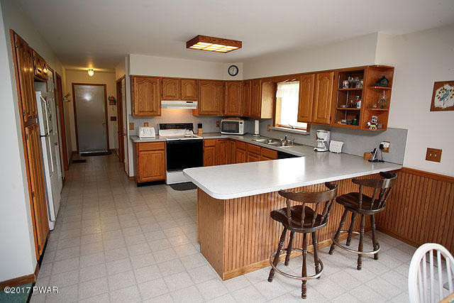 41 Stone House Road Damascus, PA 18415 - Photo 5 of 40