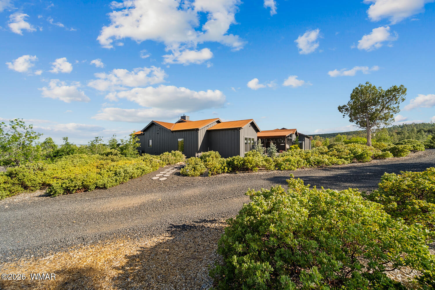 512 Fieldy Road Show Low, AZ 85901 - Photo 98 of 128 Remarkable First Impression
