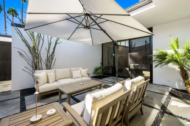 $1,275,000 | 78021 Lago Drive, La Quinta, CA 92253