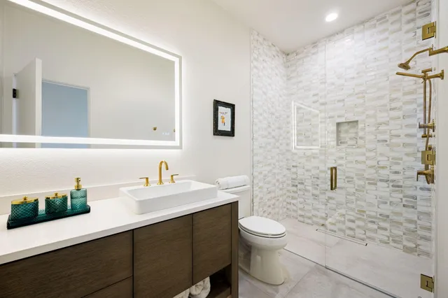 $1,275,000 | 78021 Lago Drive, La Quinta, CA 92253