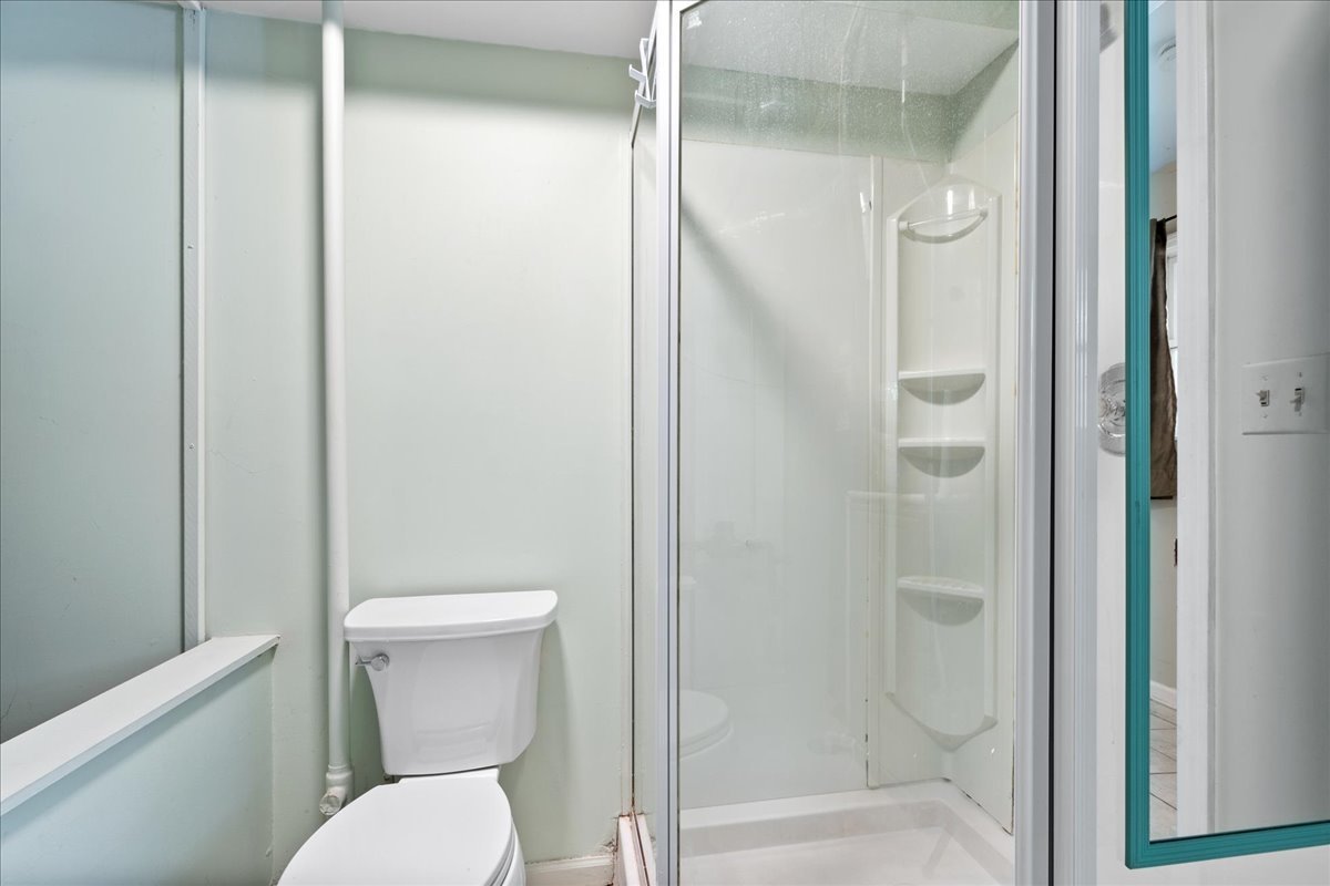 5332 Fairview Lane Skokie, IL 60077 - Photo 19 of 28